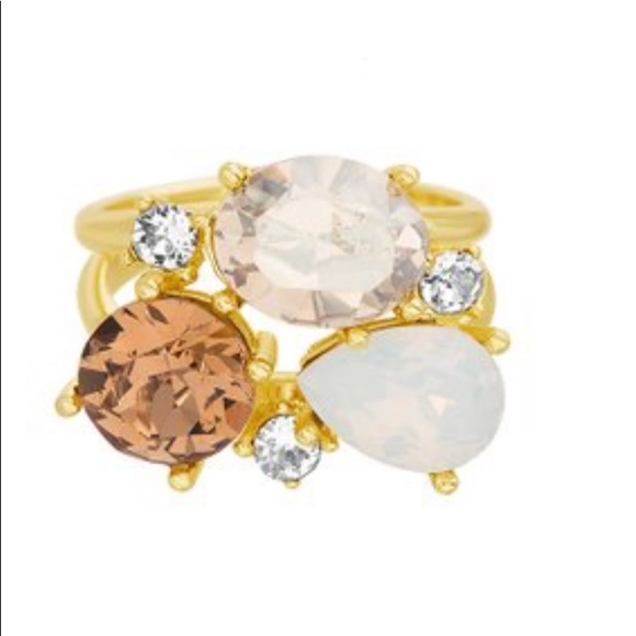 NWT 14 KT gold plated ring + Swarovski crystals. - Picture 3 of 4